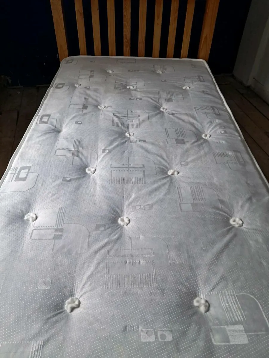 3 foot single bed & mattress - Image 2