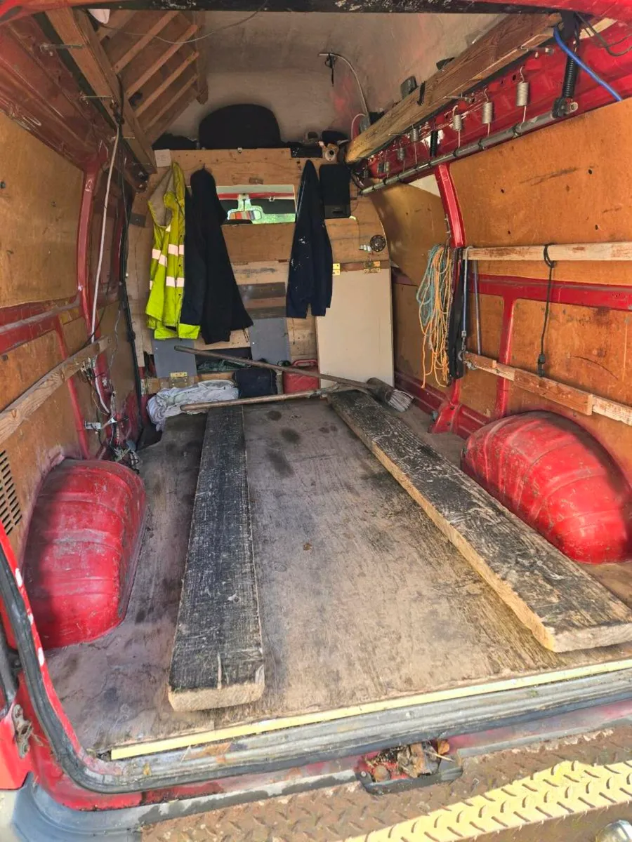 DIESEL Van - Image 4