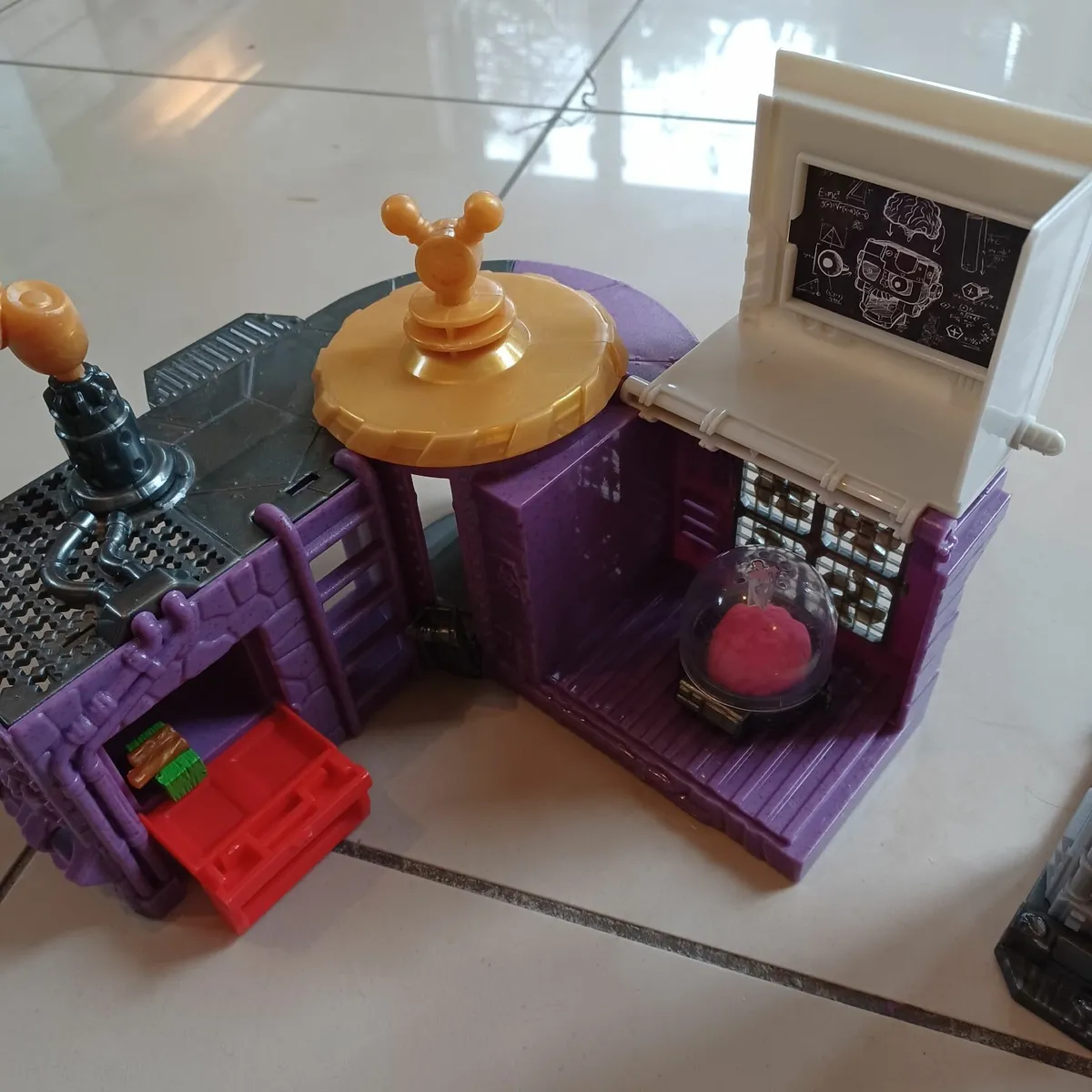 Toys from Treasure Monster gold set - Image 2