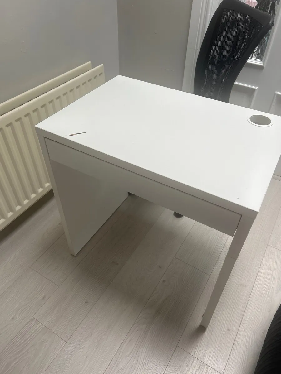 Office Desk and chair - Image 2