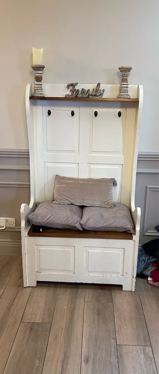 Hallway bench