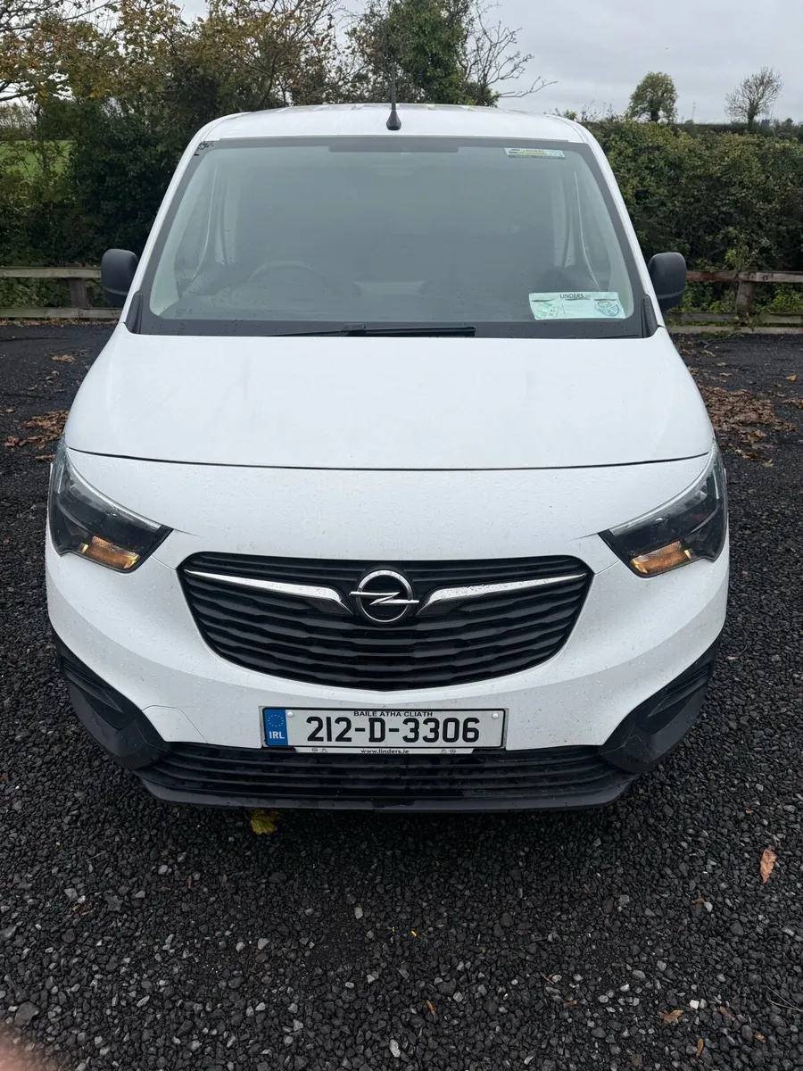 Opel Combo 2021 Cvrt 7/2026 - Image 2