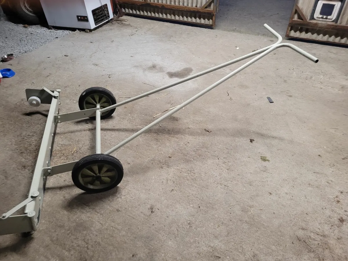 hand yard scraper - Image 1