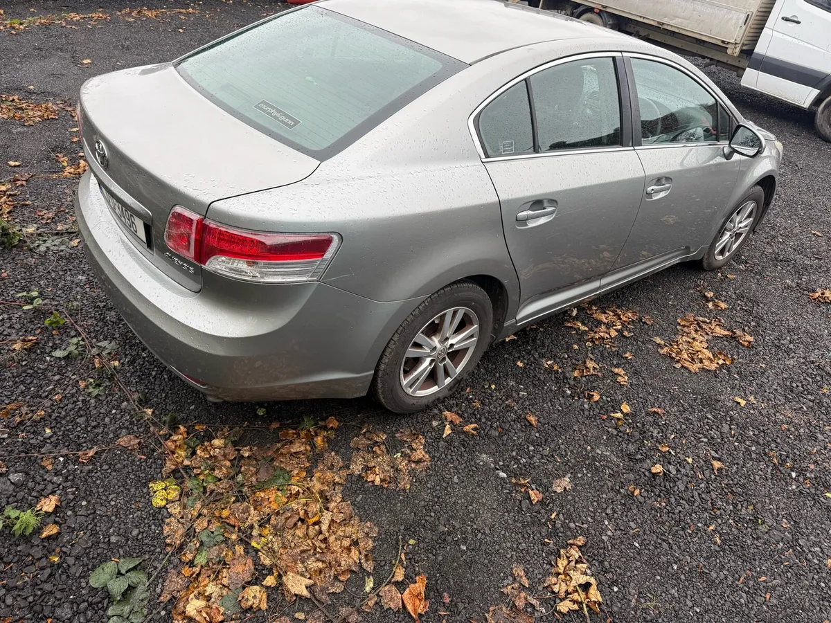 Toyota Avensis 2010 1.6 Petrol - Image 4