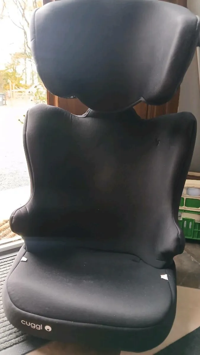 Cuggl Car Seat (4-12 years) - Image 2