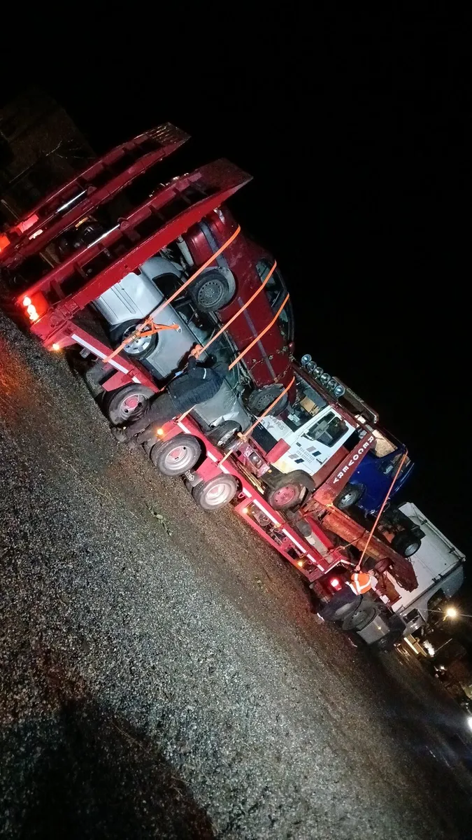 Plant machinery haulage nationwide - Image 1