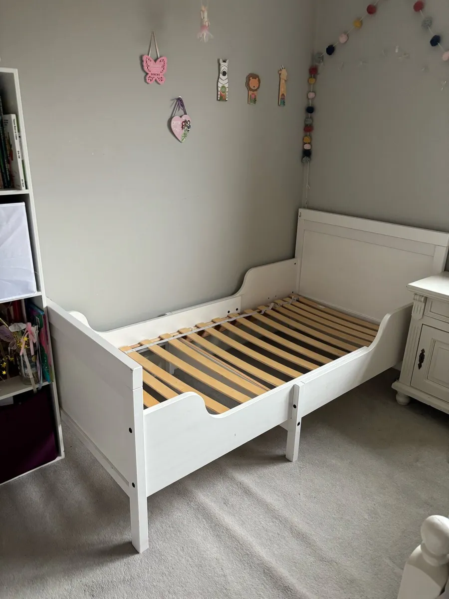 Toddler & Extendable Bed - Image 1