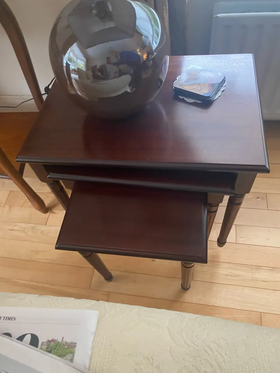 Mahogany nest of tables - Image 2
