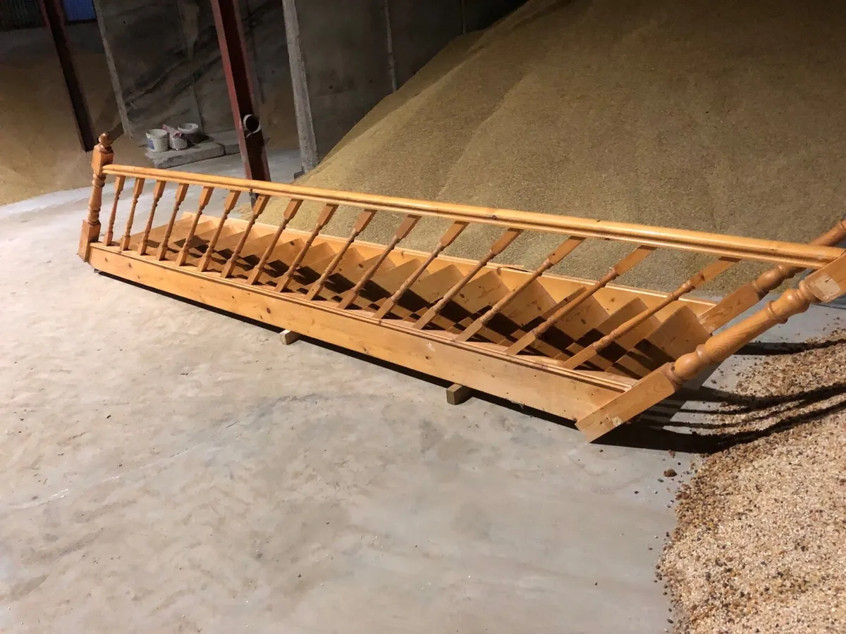 Stairs building - Image 1