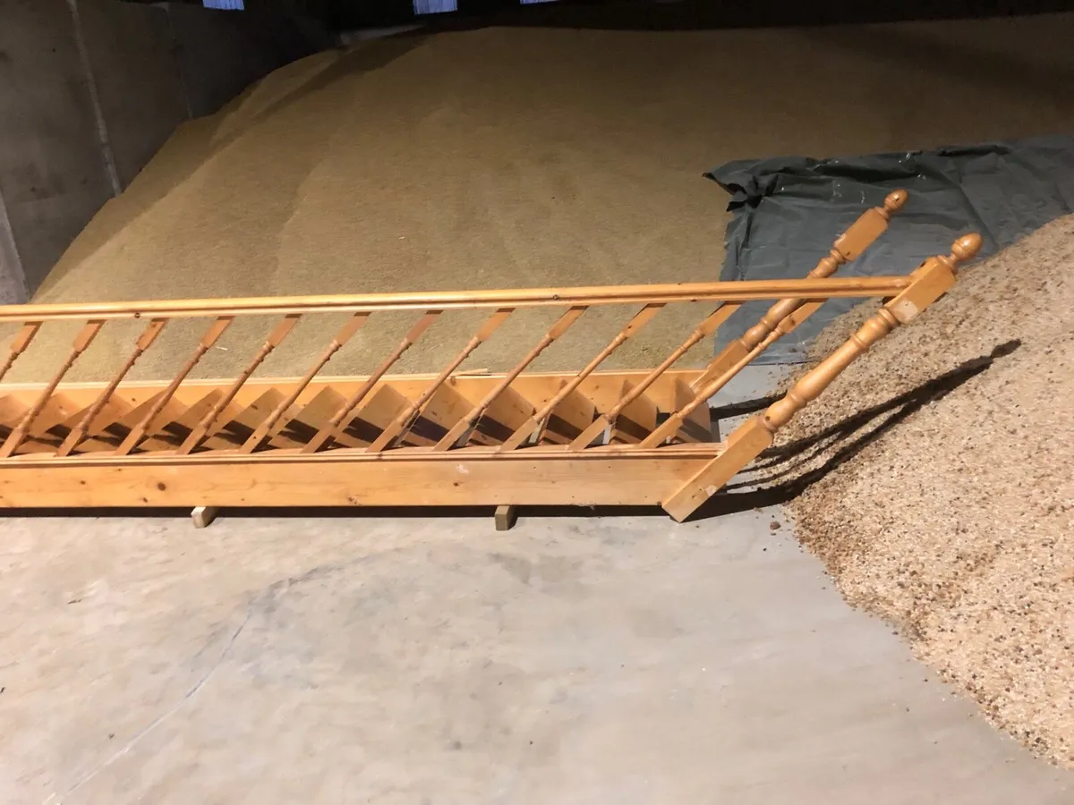 Stairs building - Image 2