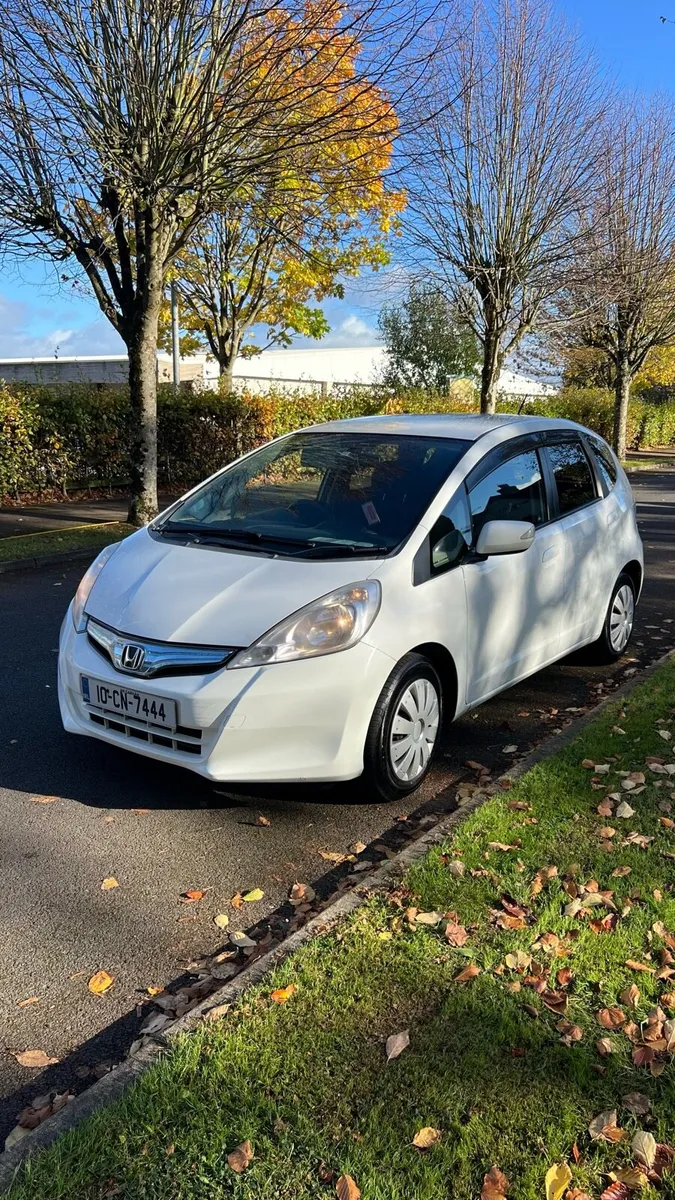 2010 HONDA FIT 1.3 HYBRID NCT 10/10/2026 - Image 1