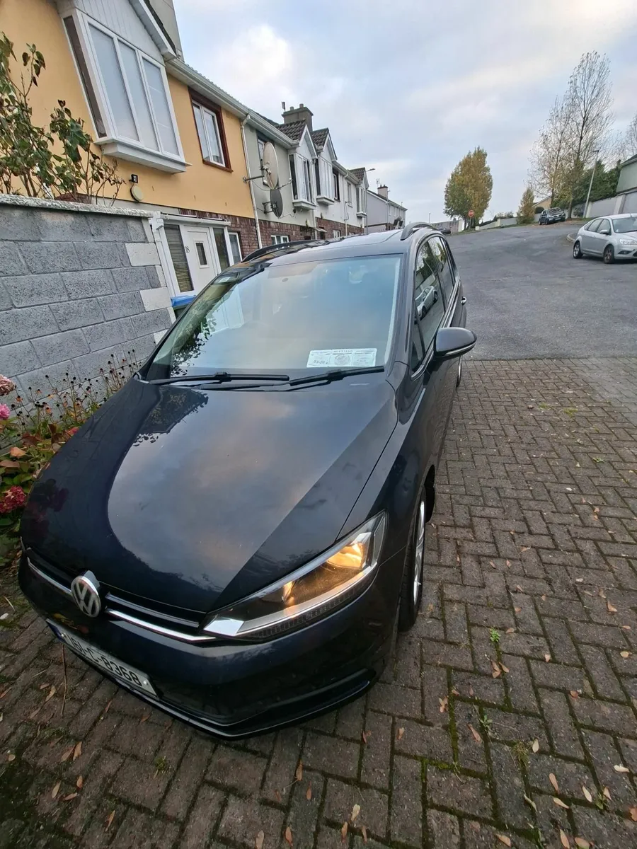 Volkswagen Touran 2016 - Image 4