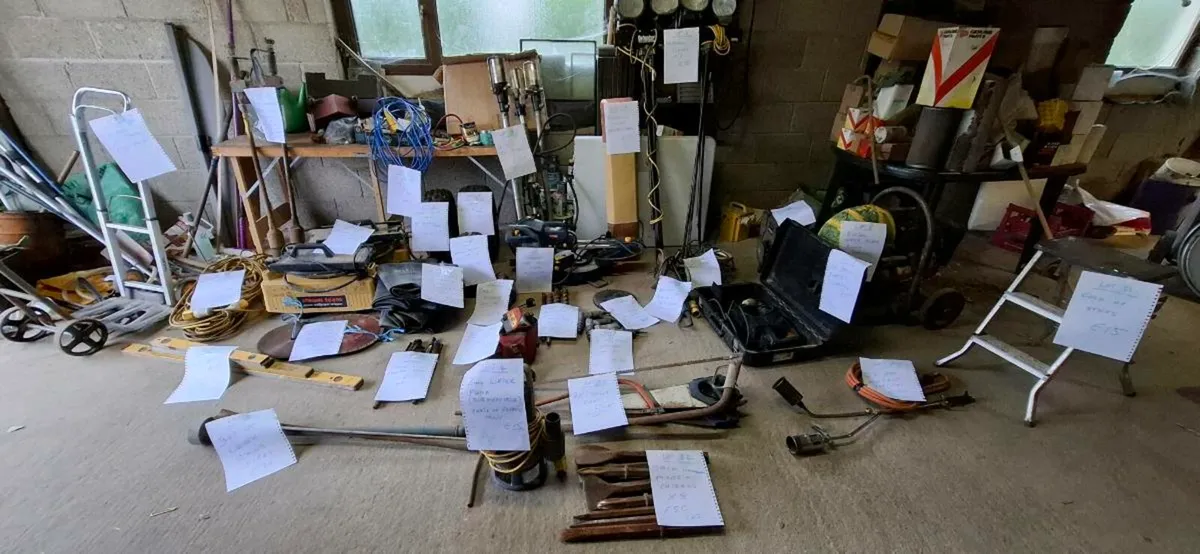 Garage clearance-- tools--priced individually - Image 1
