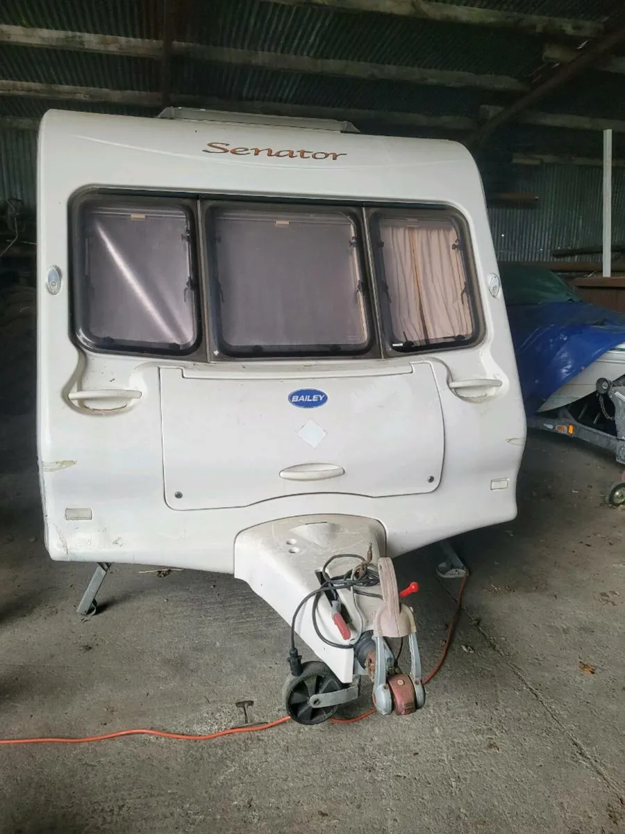 Caravan - Image 2