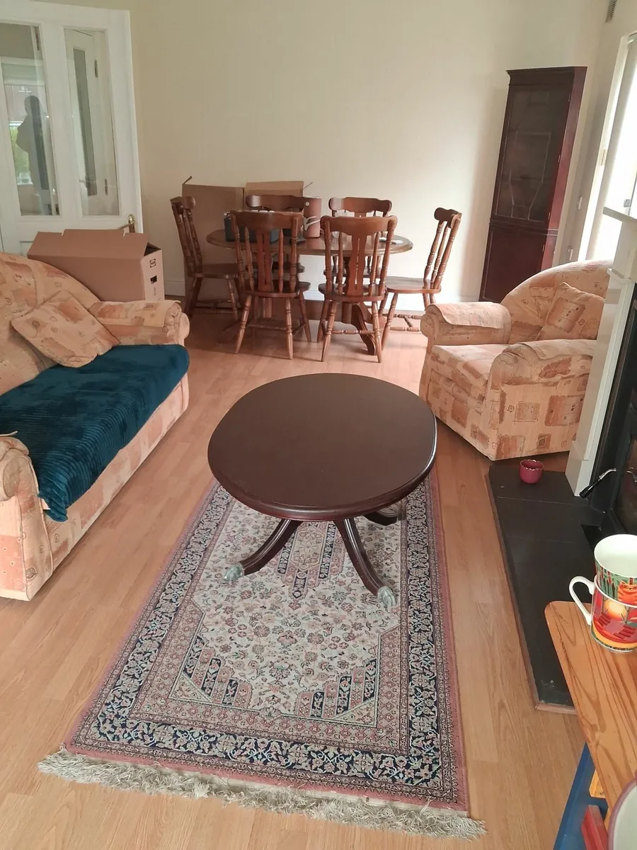 Beautiful  Rosewood table - Image 2