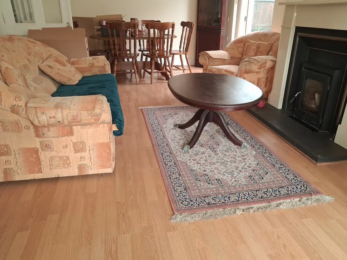 Beautiful  Rosewood table - Image 3