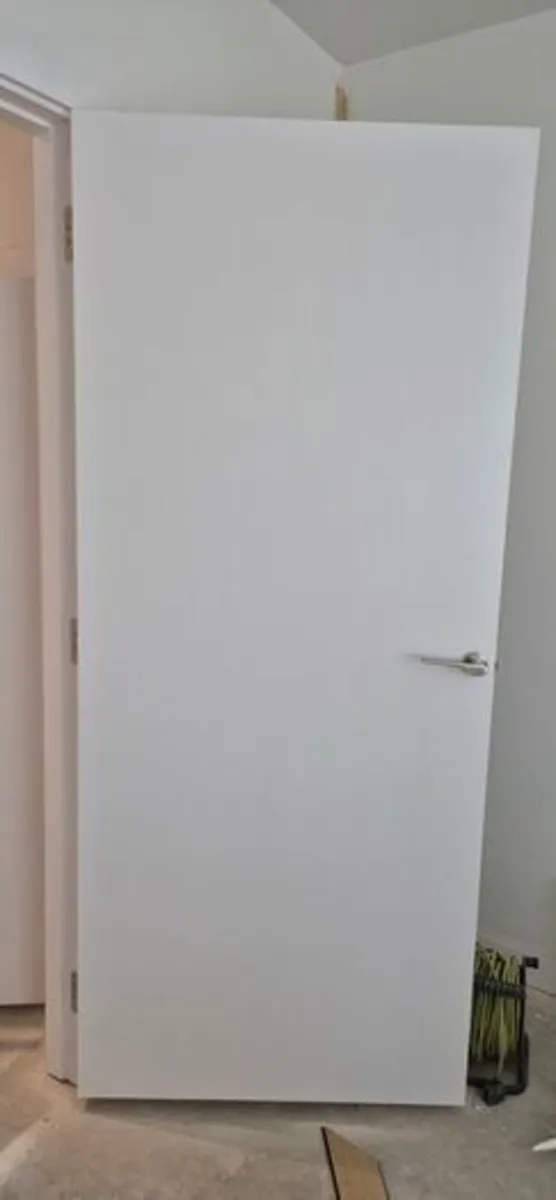 16 Doors for 550. - Image 1