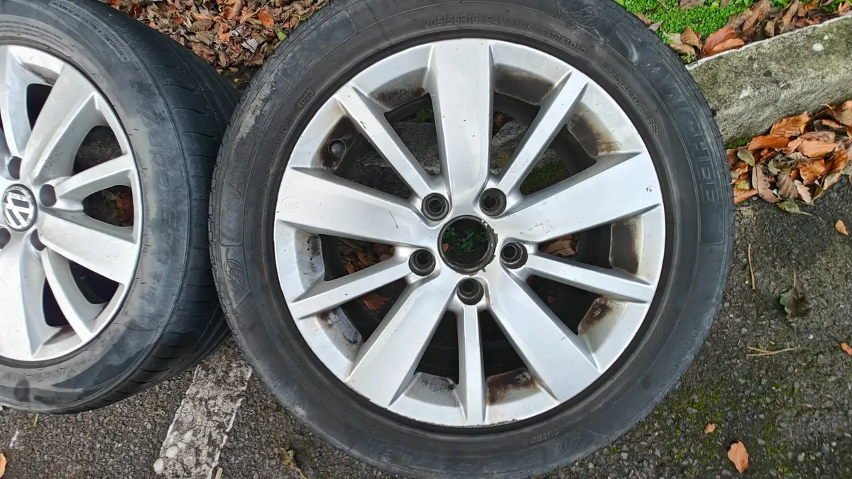 VW golf mk6 alloys tyres - Image 2