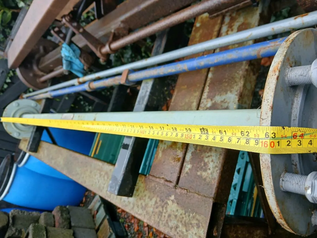 Axle - Image 2