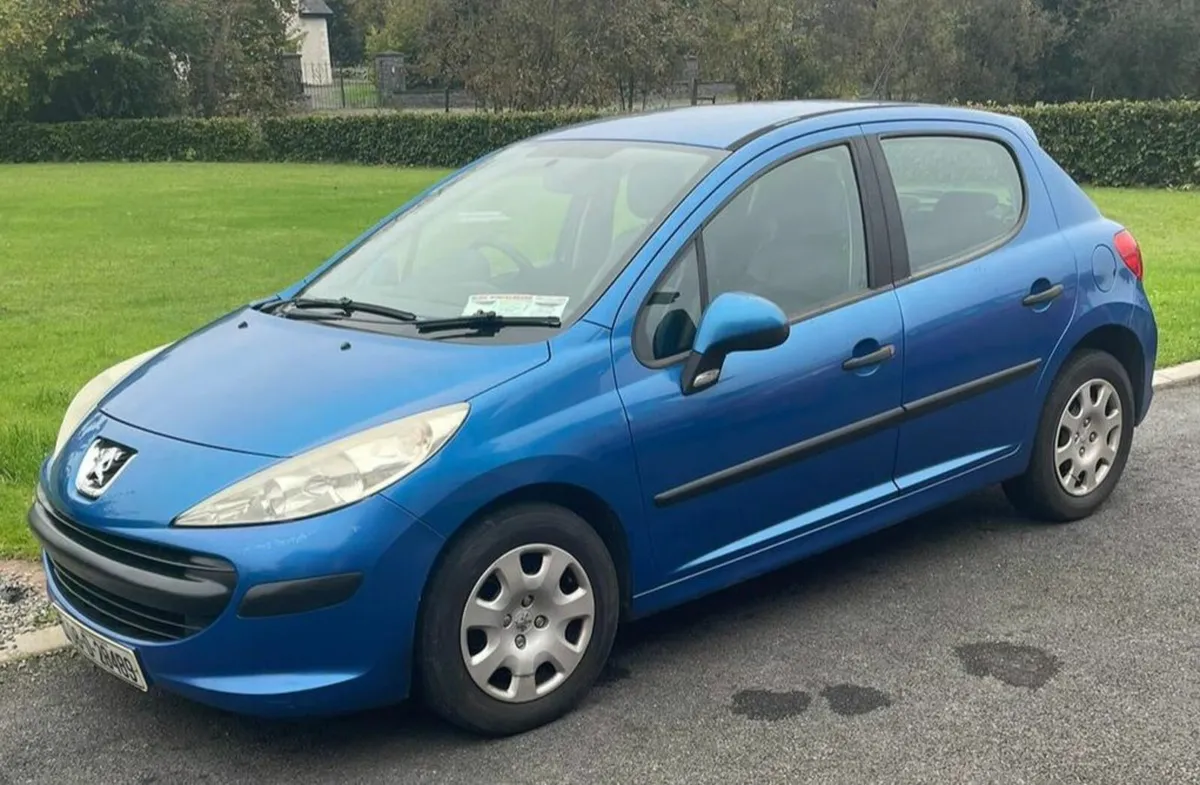 Peugeot 207 2008 - Image 1