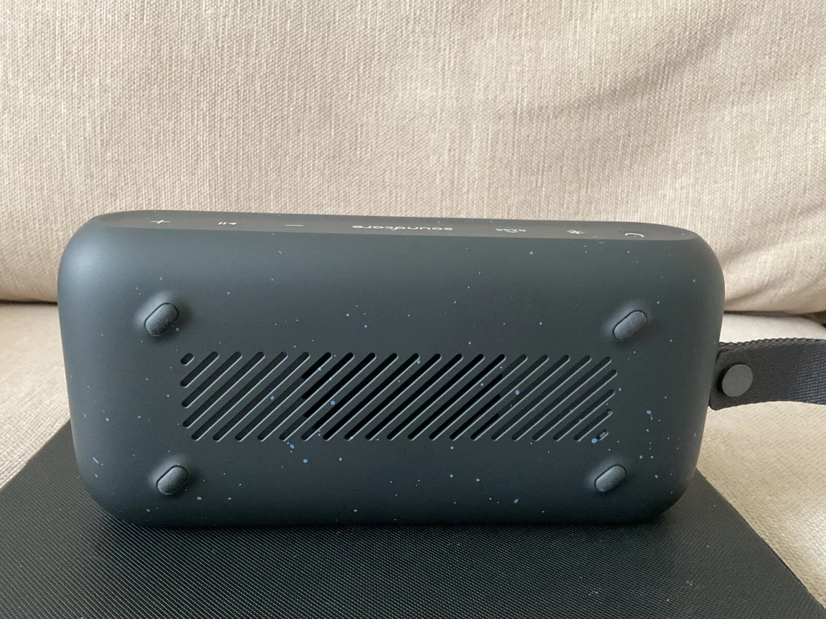 Anker portable Bluetooth speaker - Image 3