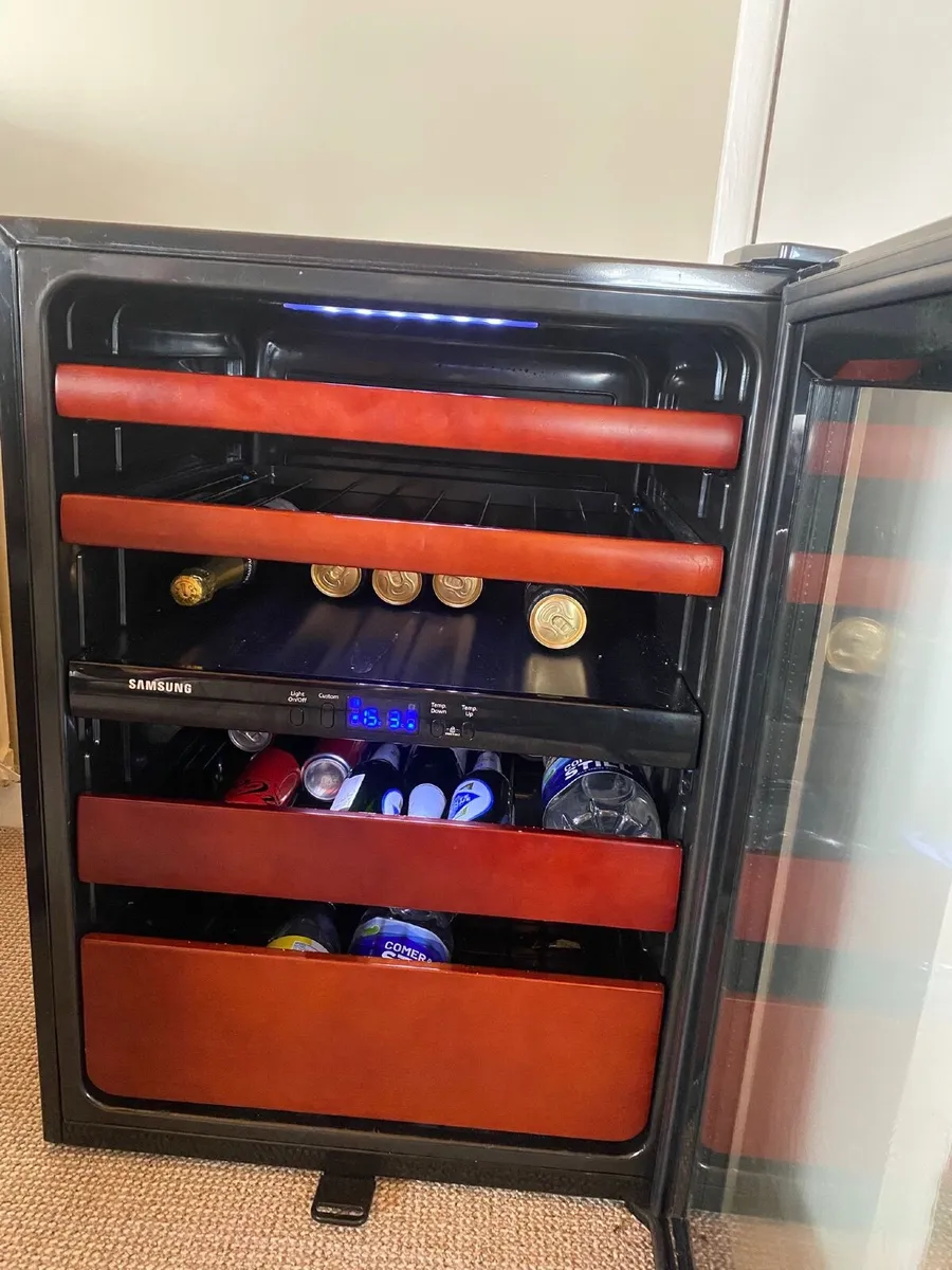 Dual Temperature Large Samsung Wine Cooler Fridge - Image 2