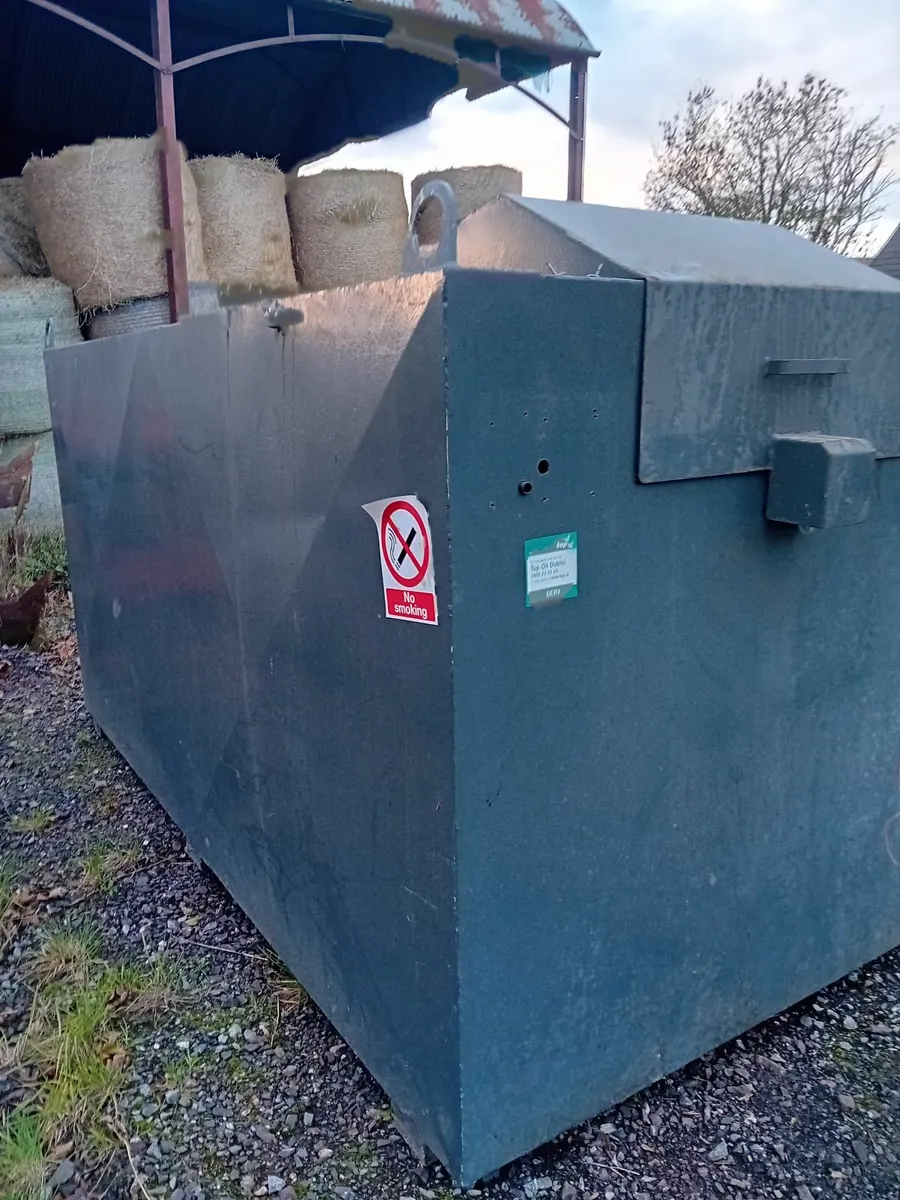 Bunged diesel tank 5000L - Image 2
