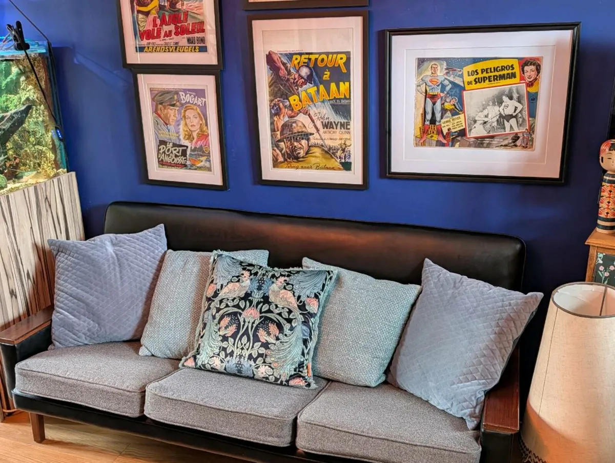 Beautiful mid century sofa! - Image 3