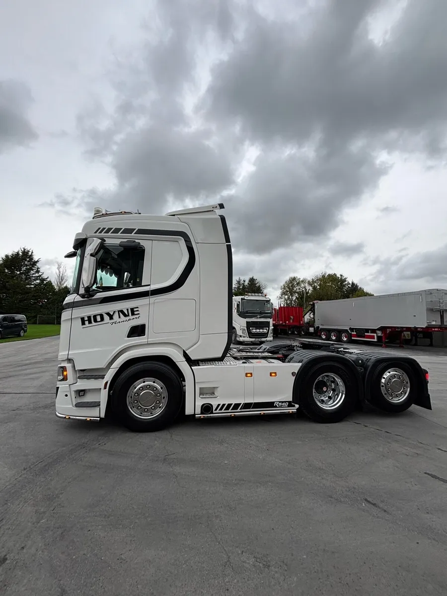 Truck - Image 2