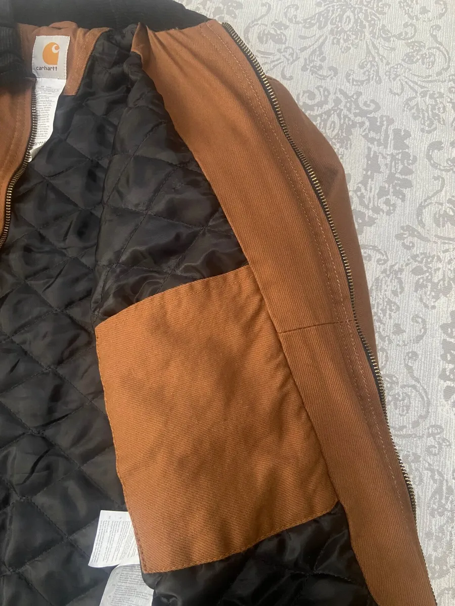 Carhartt brown men’s m Jacket like new - Image 3