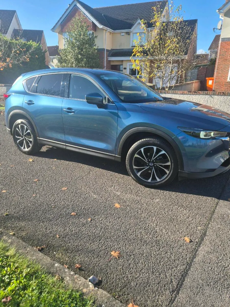 Mazda CX5 2023 - Image 2