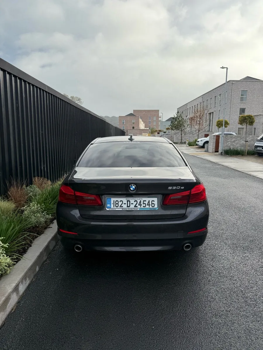 182 BMW 530E - Image 1