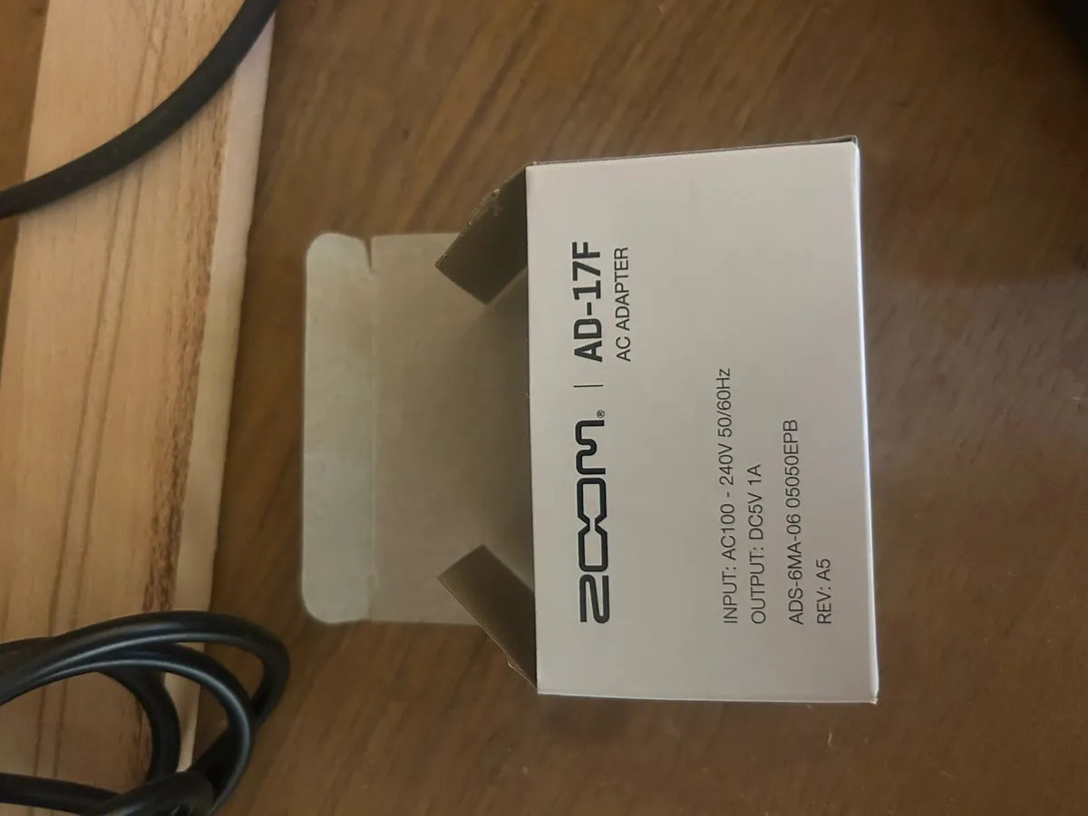 Zoom R12 8 track - Image 3