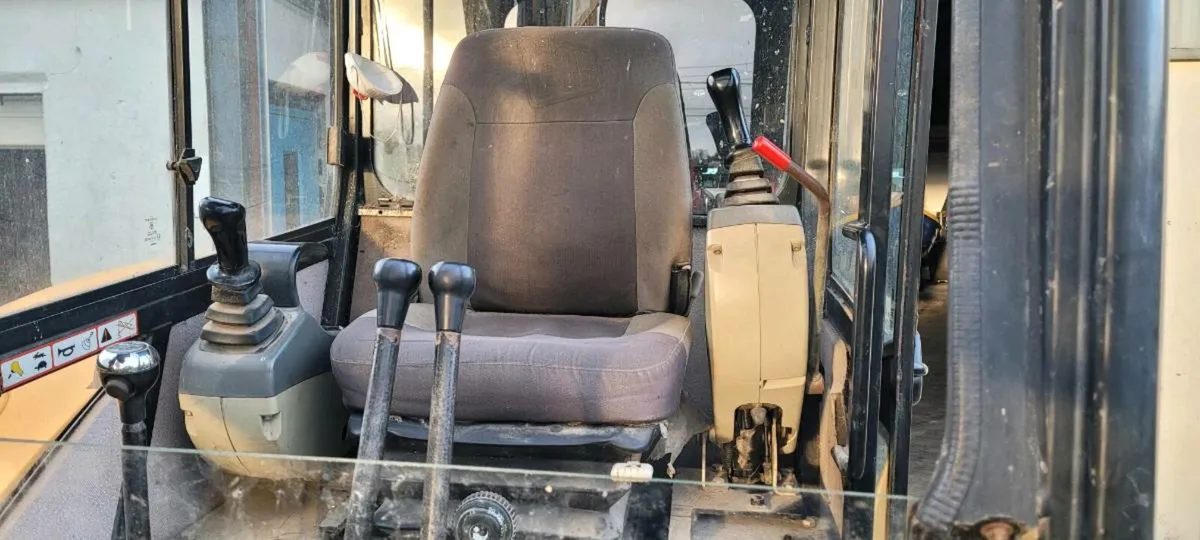 Jcb 8052 - Image 4