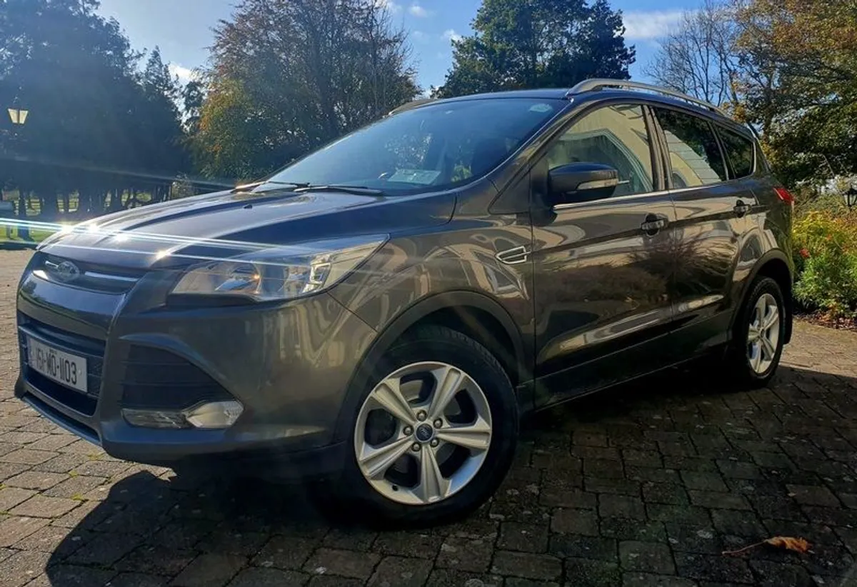 2015 Ford Kuga 5 seater Commercial - Image 2