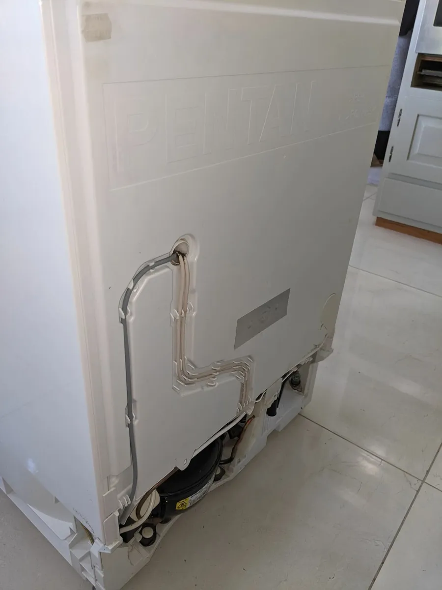 Miele Integrated Fridge - Image 2