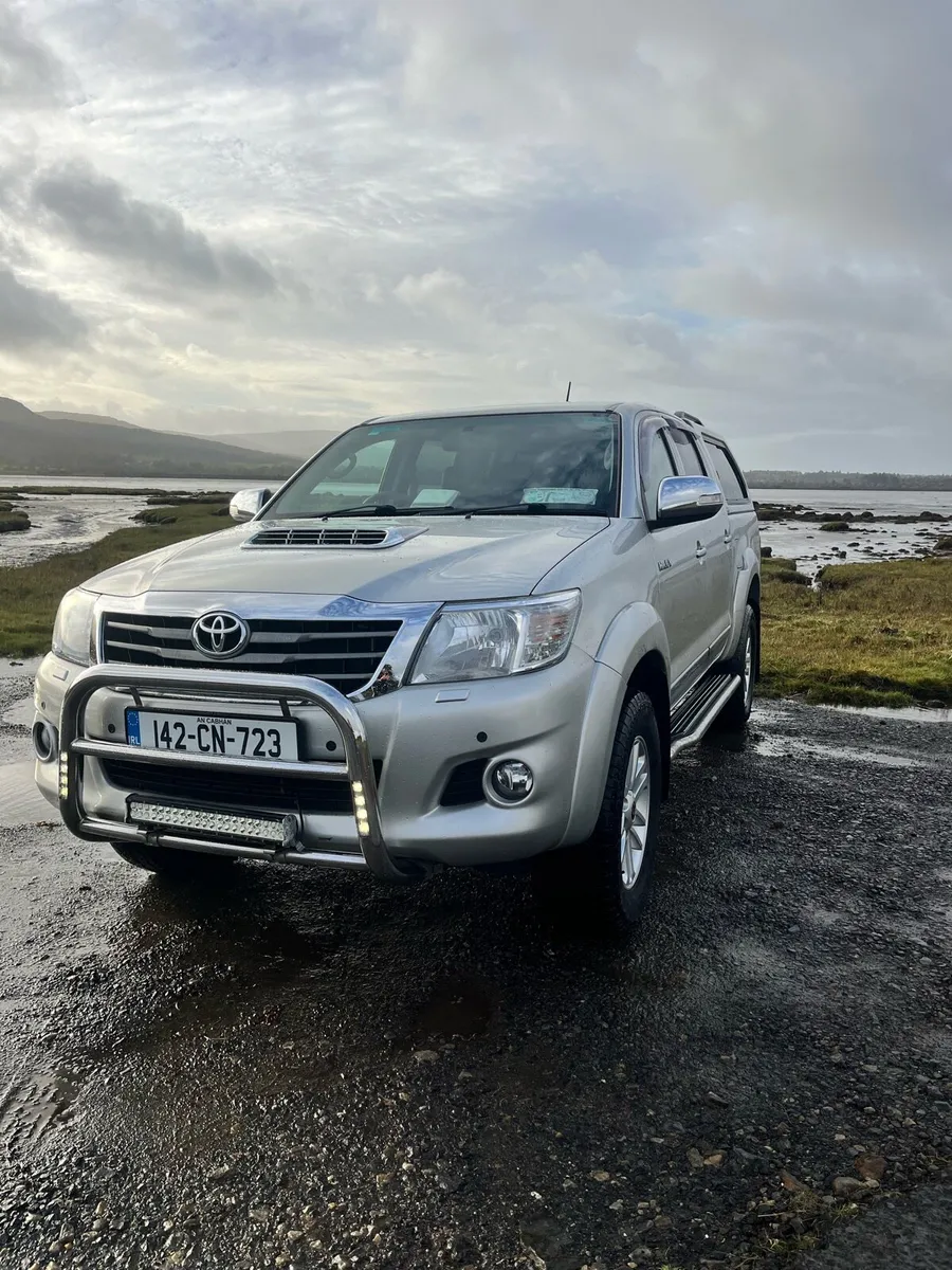 Toyota Hilux - Image 1