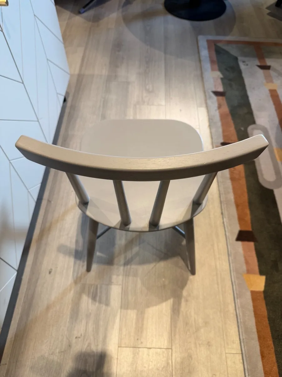 Dining chair - Image 1