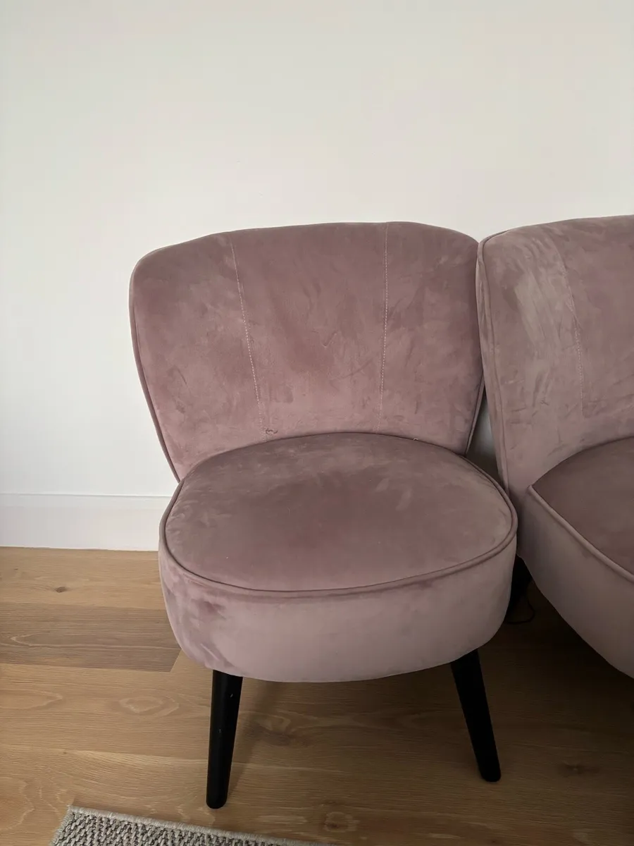 pink velvet chair - Image 3