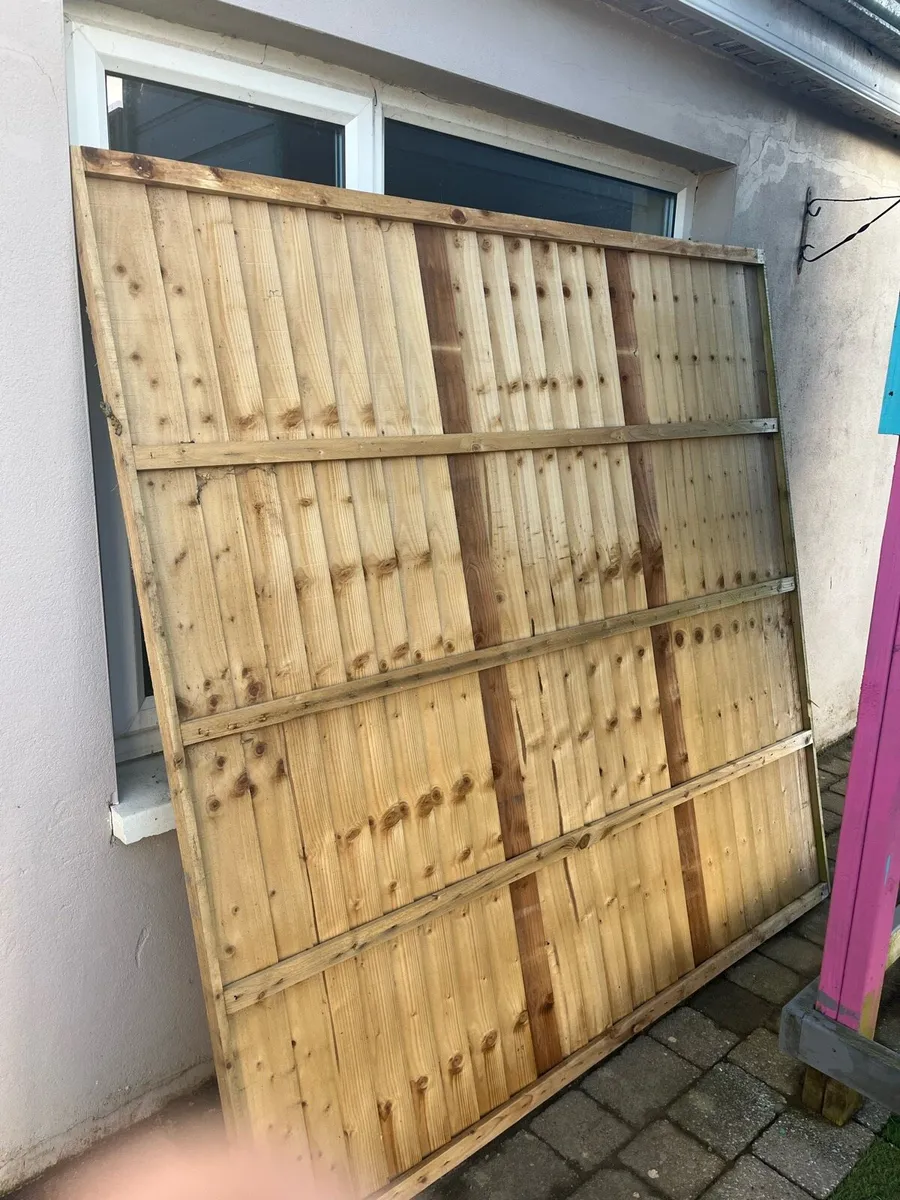 Timber fence panels - Image 3
