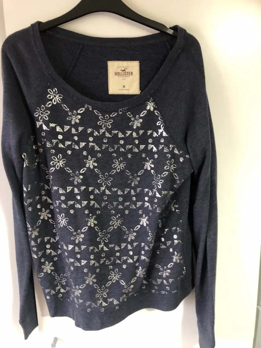 Ladies  hollister sweater size M €5 - Image 1