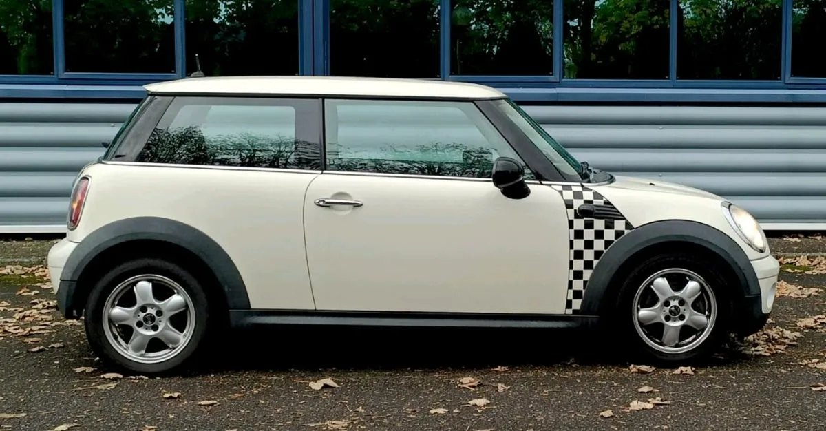 Mini cooper New NCT!!! Low mileage!!! - Image 2