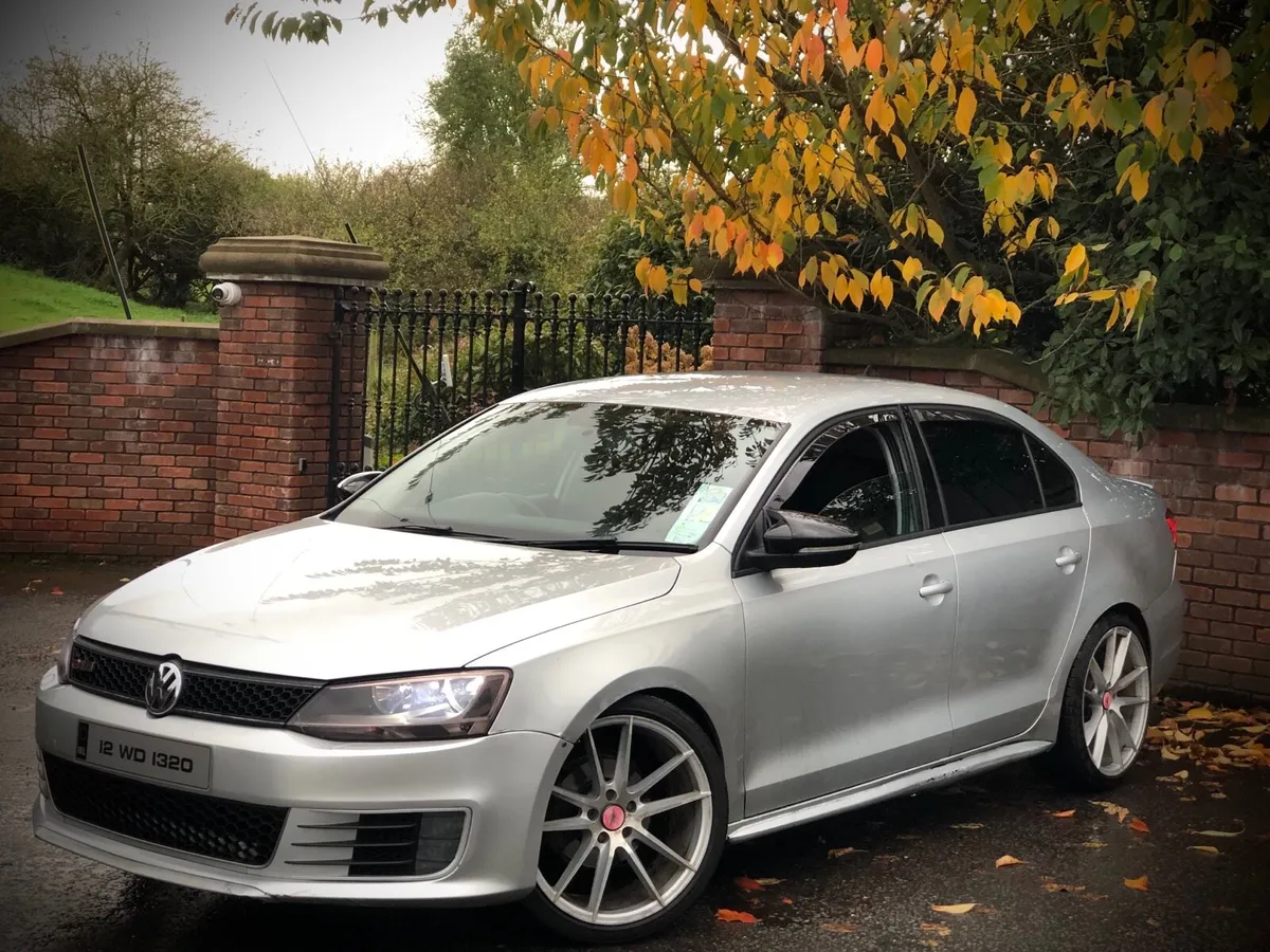 2012 Vw jetta 1.6diesel manual Nct’d & taxed - Image 1