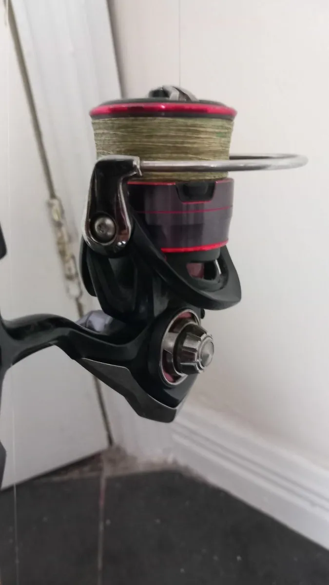Fishing rod & reel - Image 4