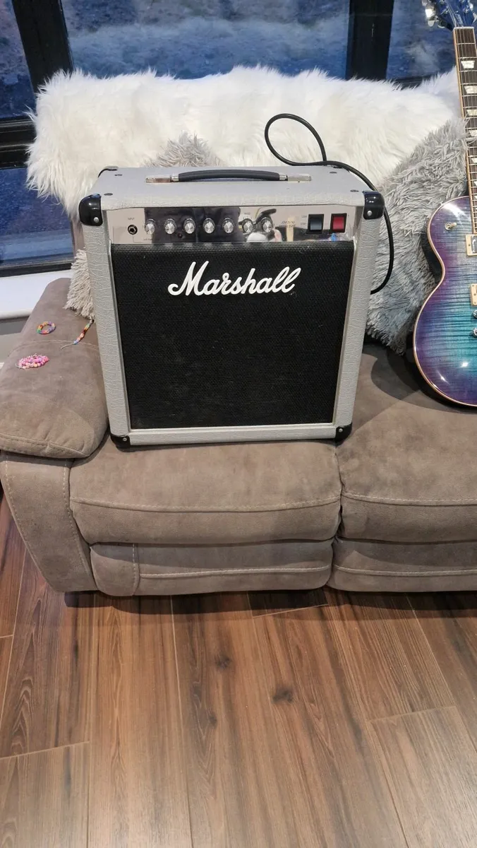 Guitar - Image 3