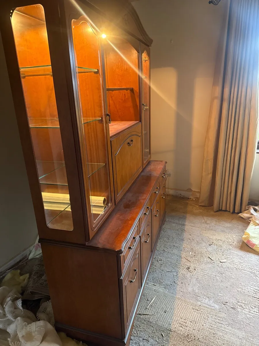 Living room cabinet - Image 3