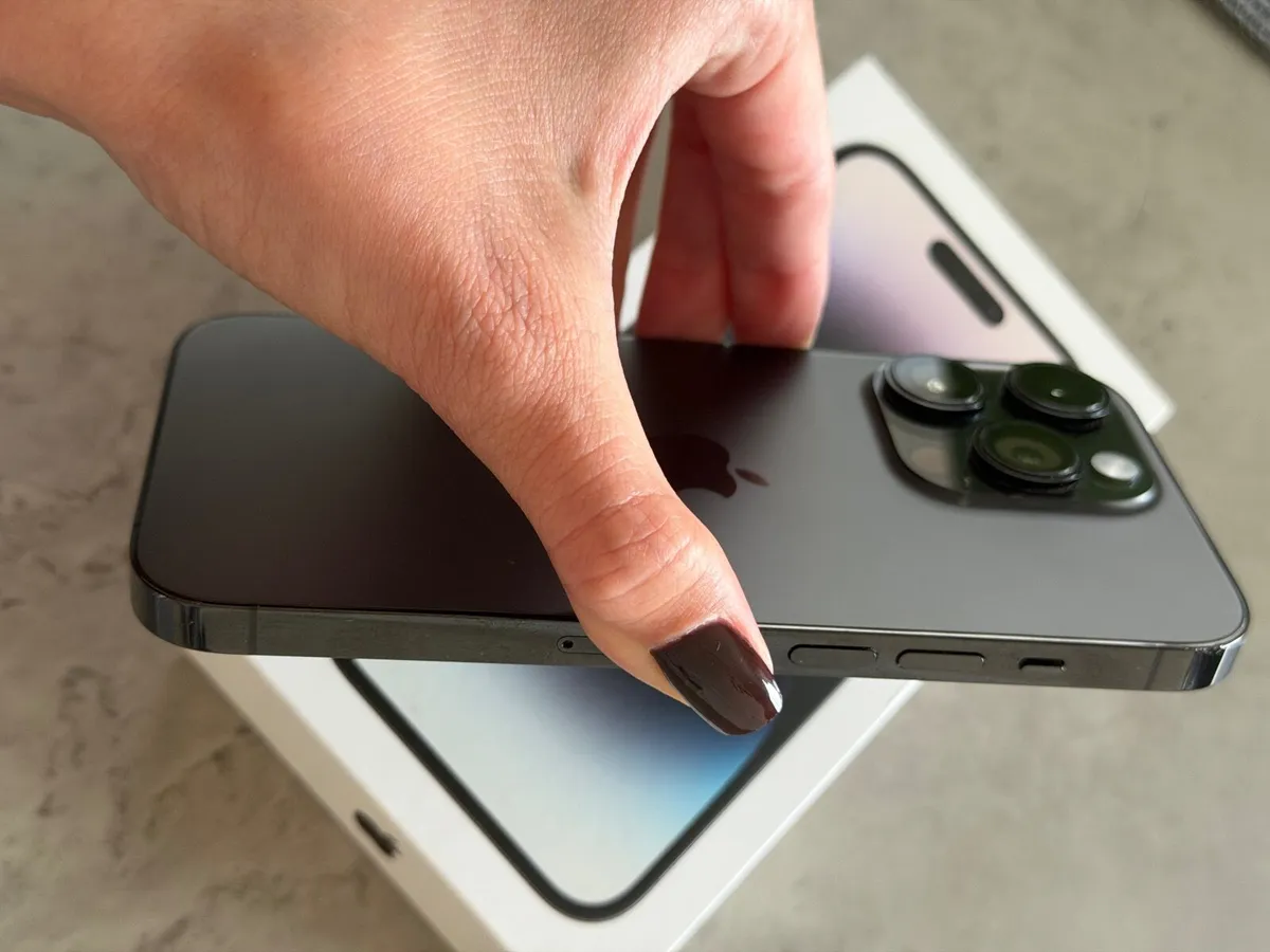 iPhone 14 Pro - Image 2