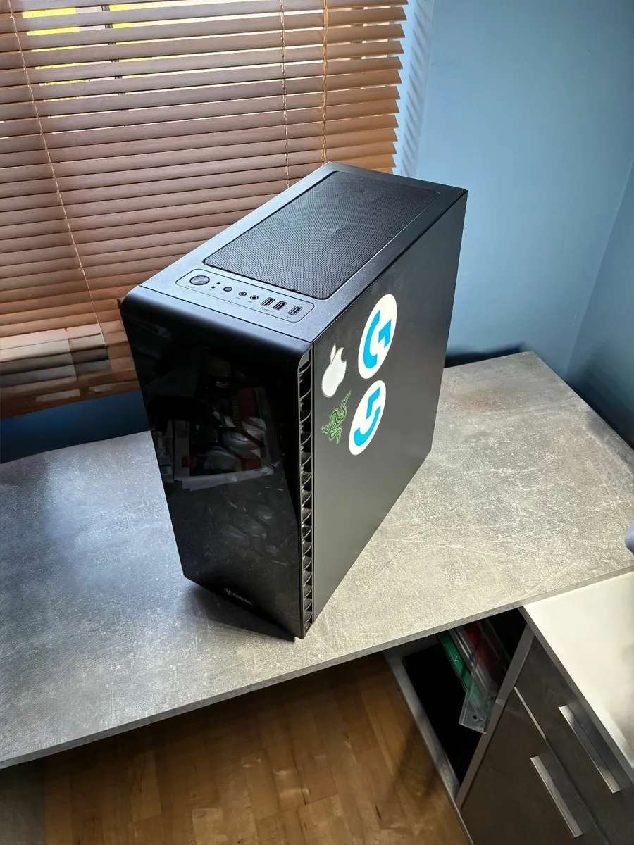 Second Hand Computer - Image 1