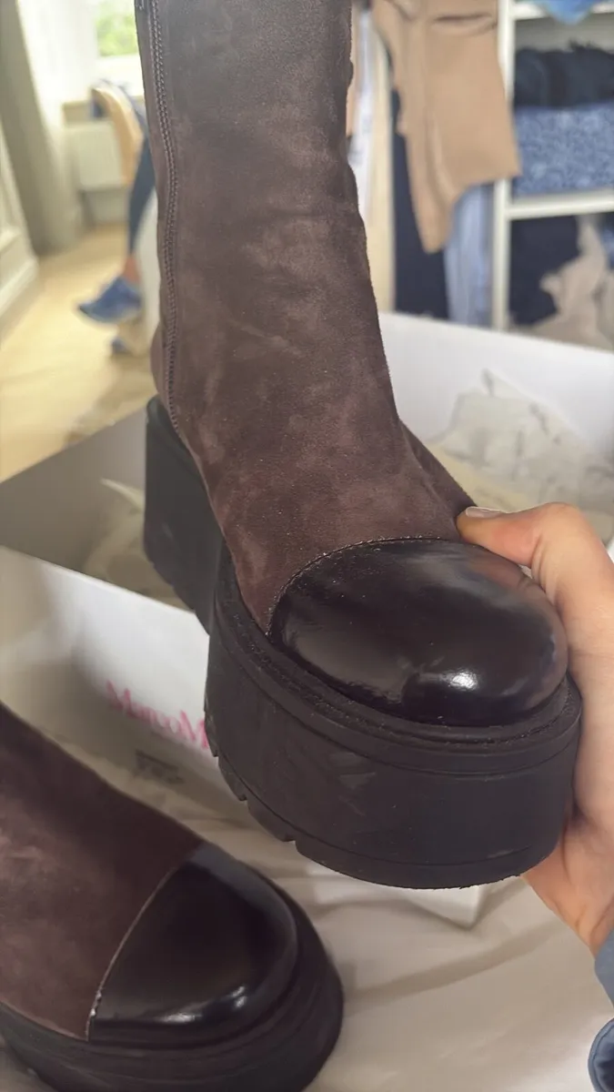 Marco moreo suede boots
