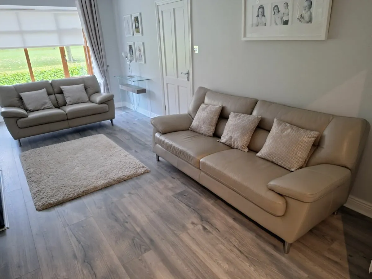 Sofas - Image 4